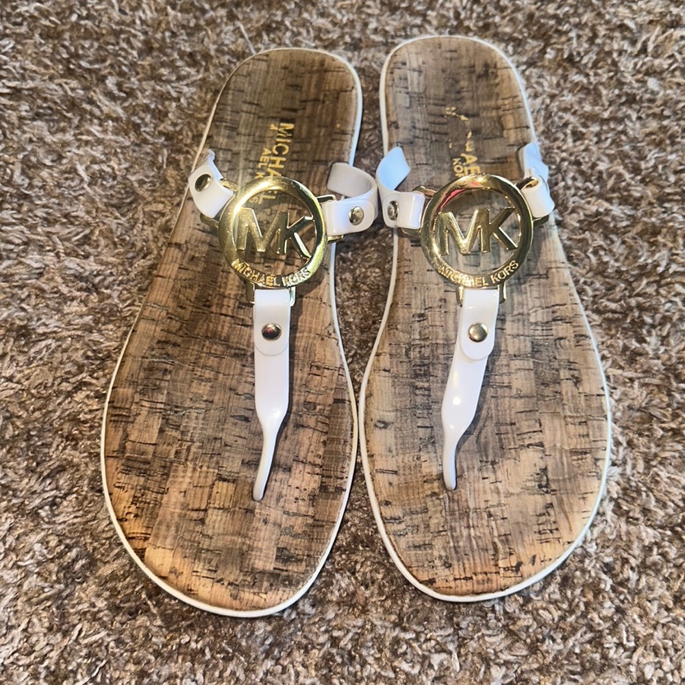 Michael Kors White sandals 7.5